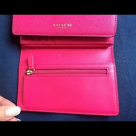 Coach Crossbody Pink Saffiano Leather Clutch - Picture 5 of 7